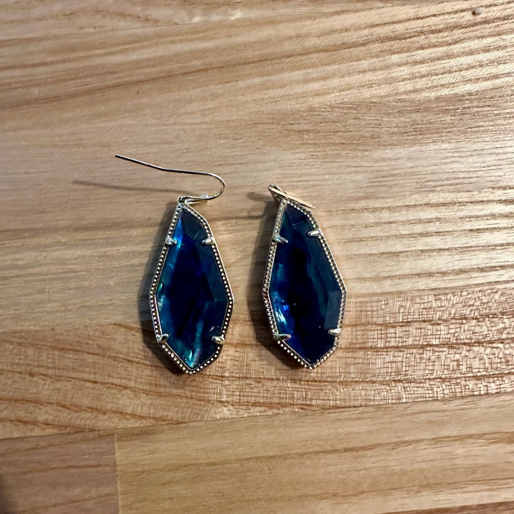 Kendra Scott Danielle Gold Statement Earrings — Navy Abalone